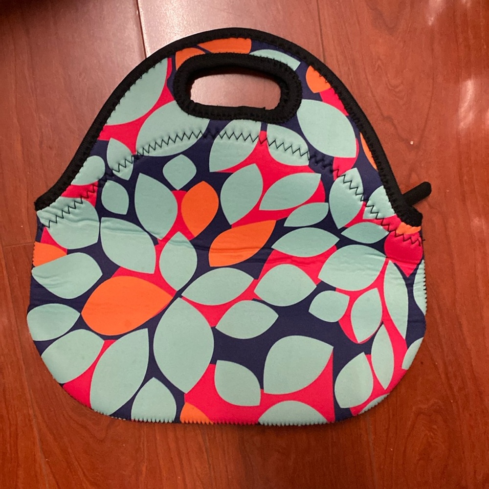 Wrapables reusable Lunch Bag Zippered Bag Floral patterns
